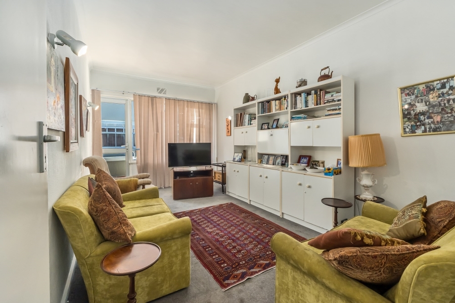 3 Bedroom Property for Sale in Sea Point Western Cape